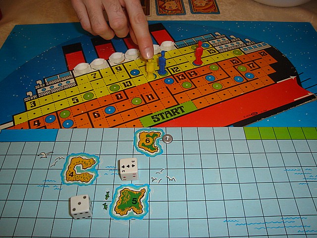 Green Water Piece Replacement Part The Sinking of The Titanic Board Game 1976